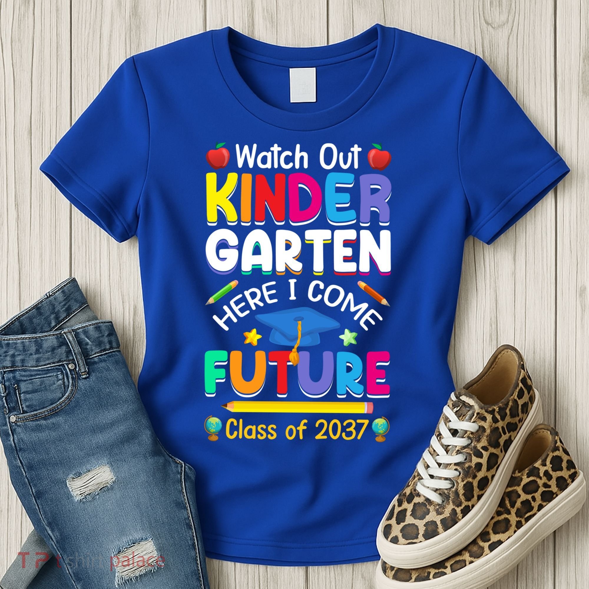 Watch Out Kindergarten Here I Come Future Class Of 2037 Cute Gift Women's T-Shirt