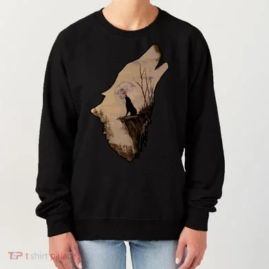 Wolf Howling Alone Women's Sweatshirt