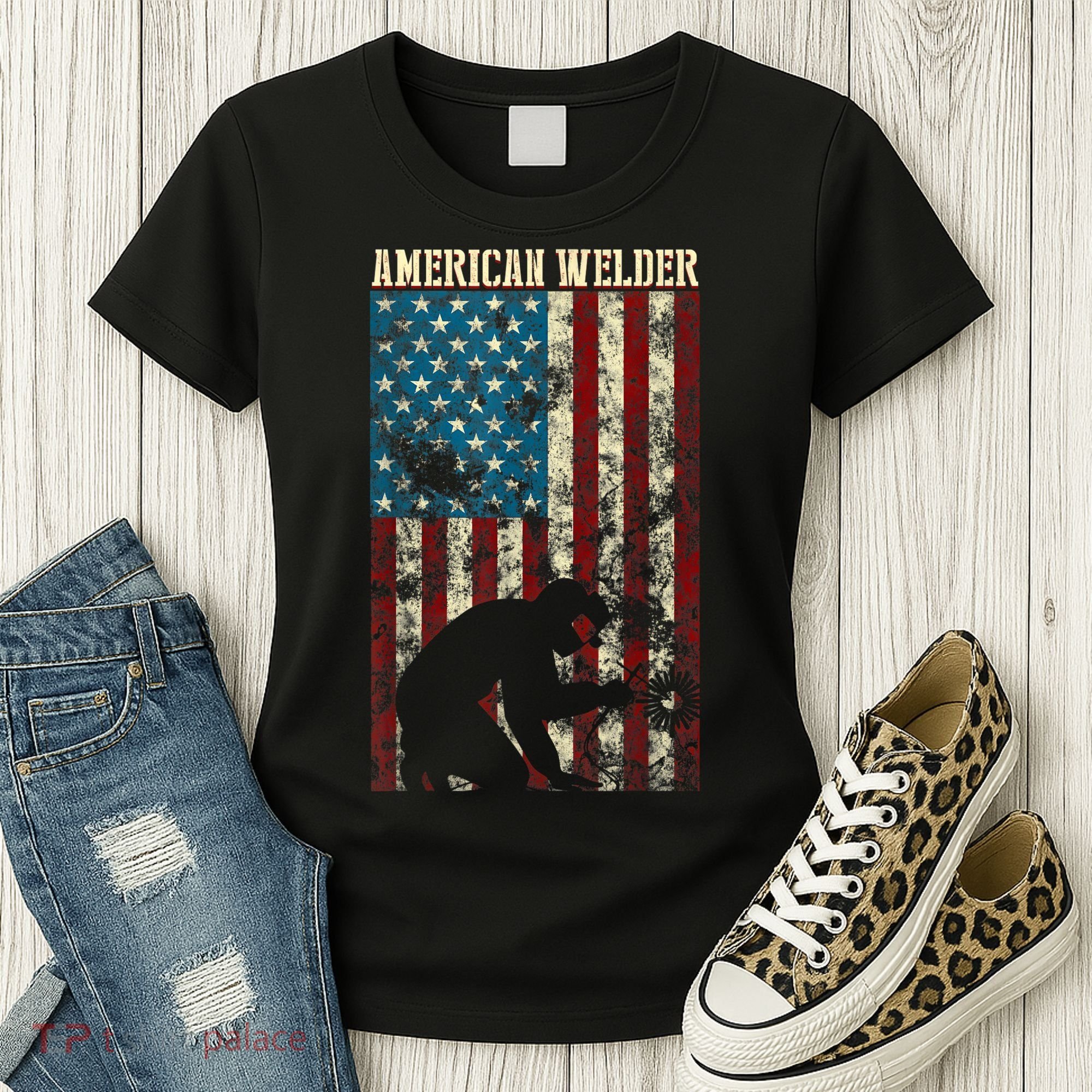 Welding Patriotic Distressed USA American Flag Gift Welder Women's T-Shirt