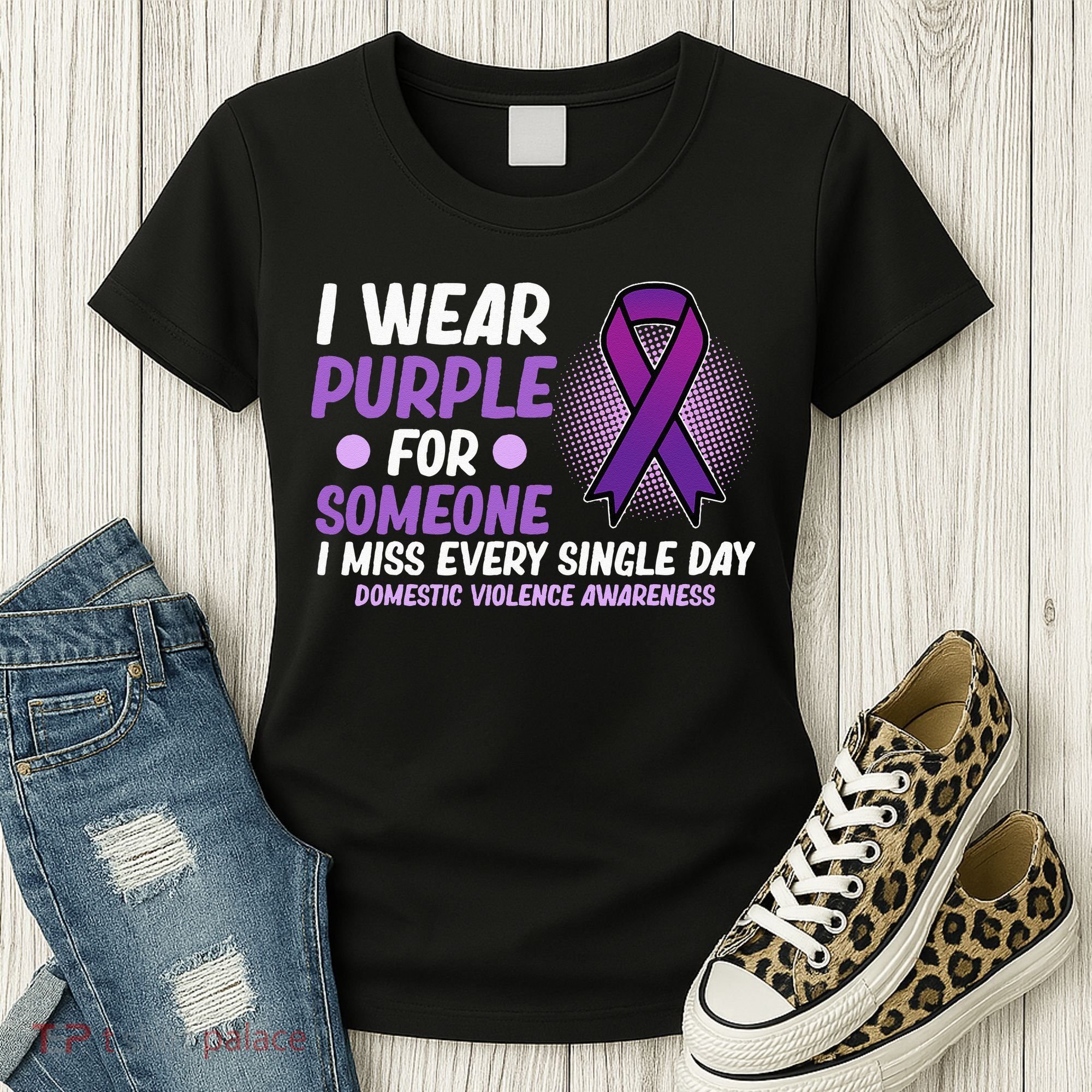 Wear Purple For Someone Domestic Violence Awareness Graphic Women's T-Shirt