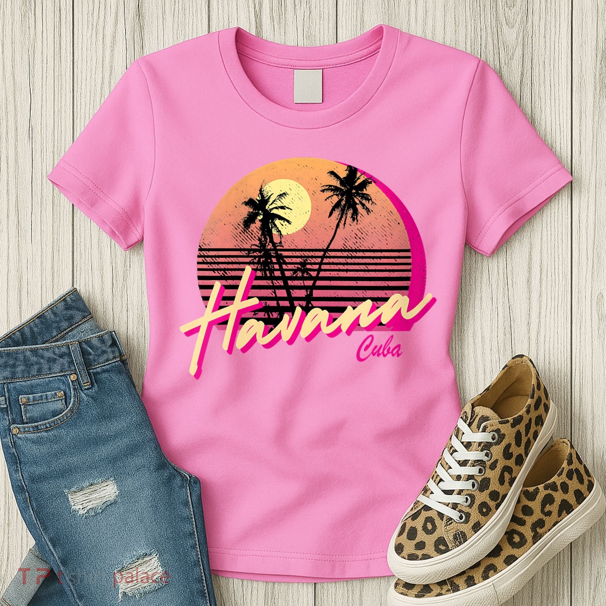 Womens Retro Havana Cuba California Beach Sunset Women's T-Shirt