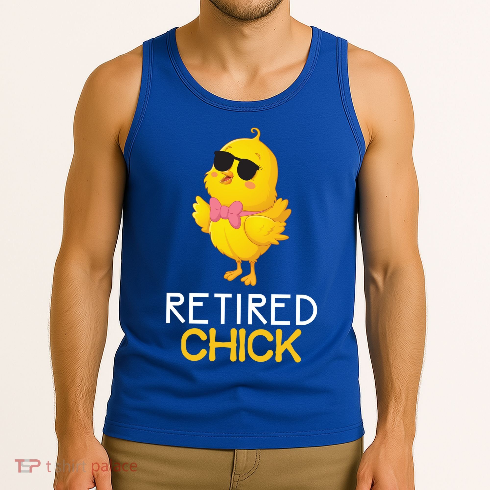 Women's Retirement Party Gift Cute Gift Retired Chick Gift Tank Top