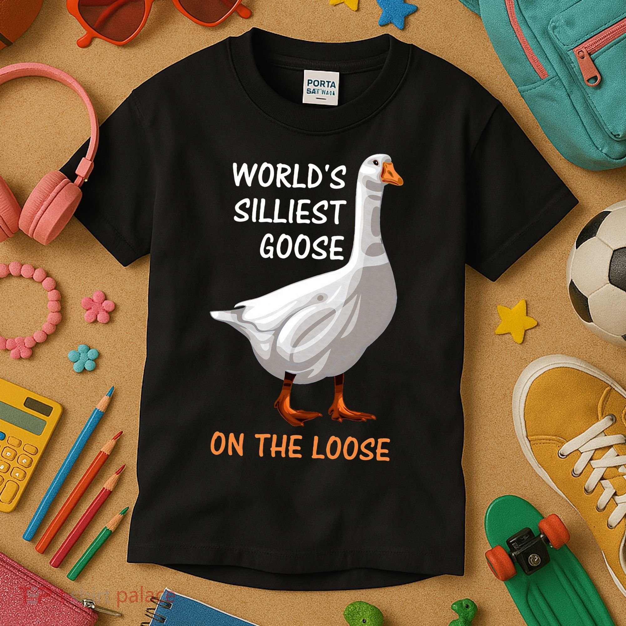 World's Silliest Goose On The Loose Funny Silly Kids T-Shirt