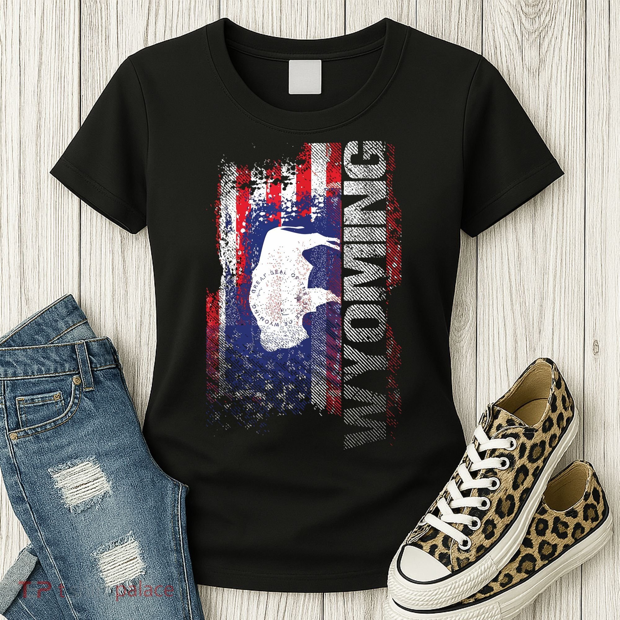 Wyoming State Usa Flag Souvenir Gift Women's T-Shirt