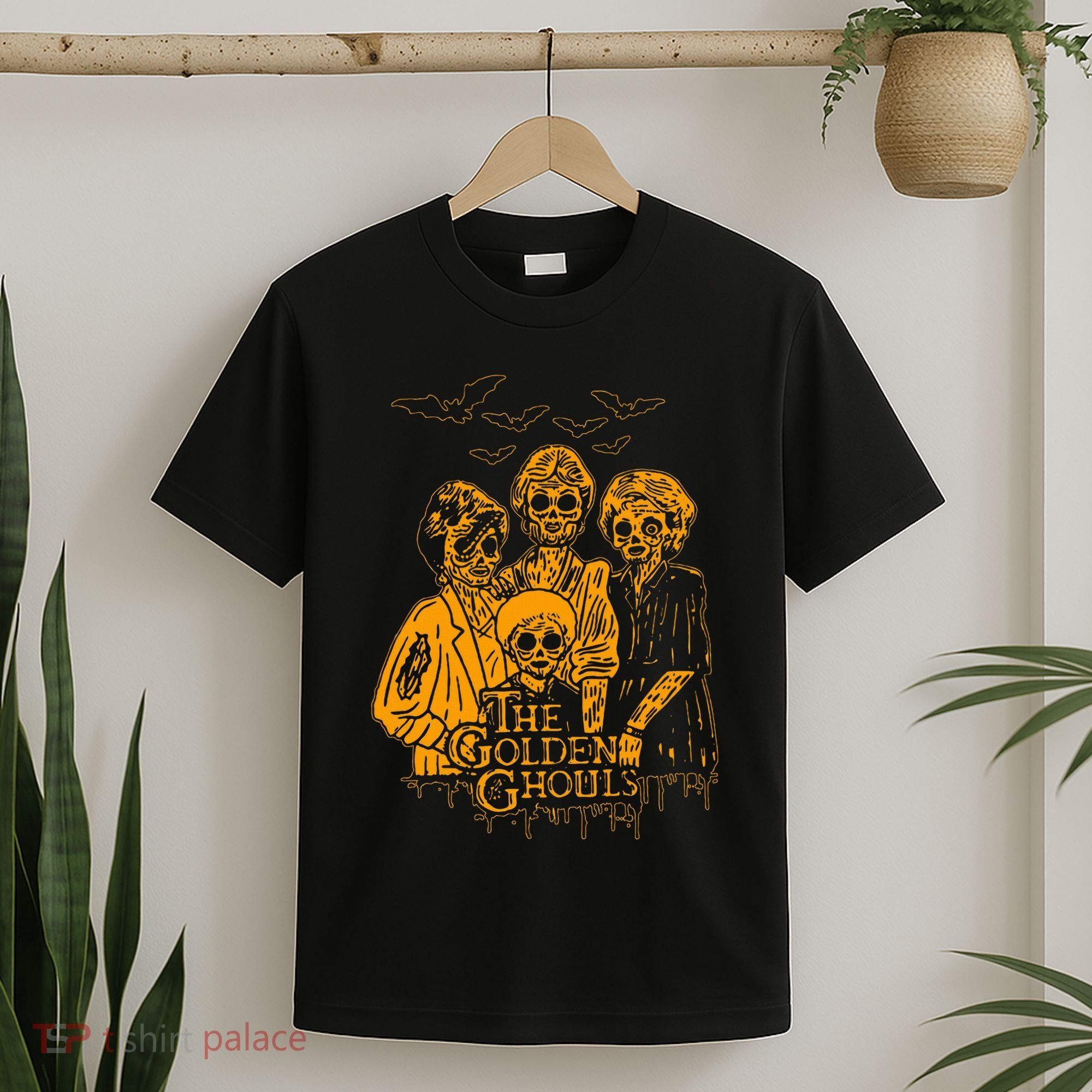 Women The Golden Ghouls Skeleton Bat Halloween Costumes T-Shirt