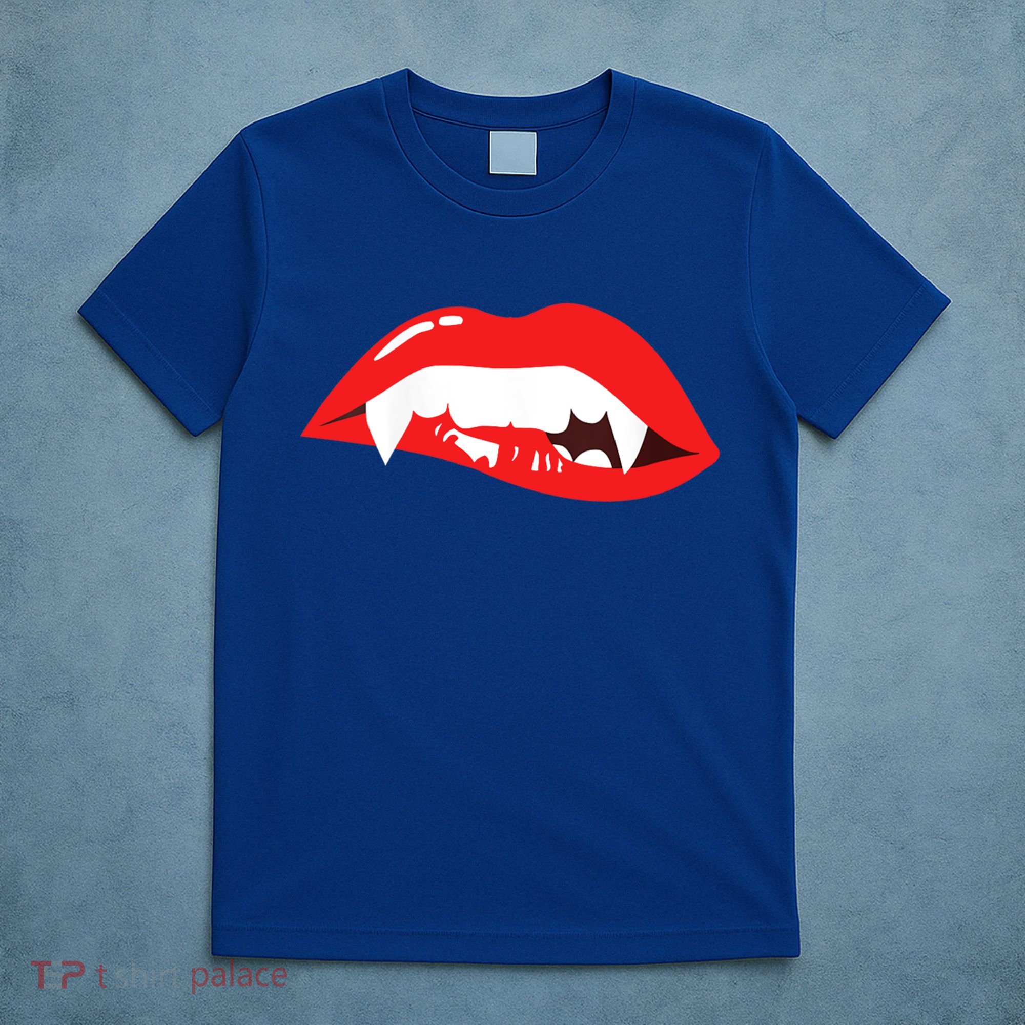 Wo Vampire Gift Sexy Lips Teeth Lazy Halloween Costume Gift T-Shirt
