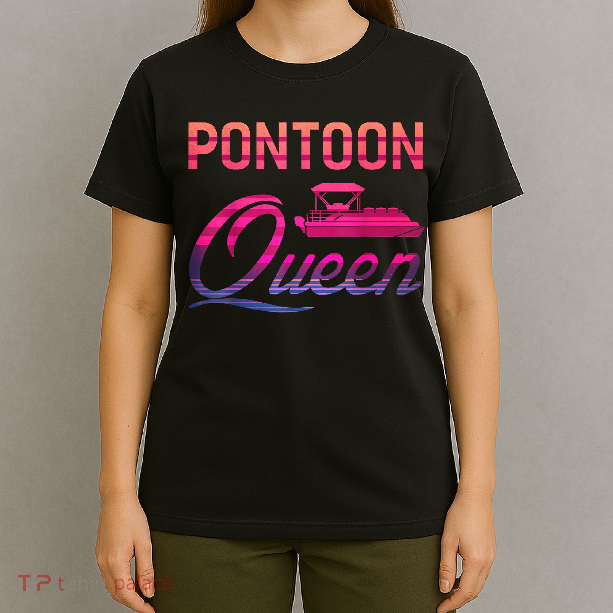 Womens Vintage Pontoon Queen Funny Boating T T-Shirt
