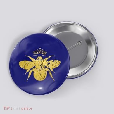 Womens Vintage Queen Bee Funny, Cute Bumblebee With Crown Button