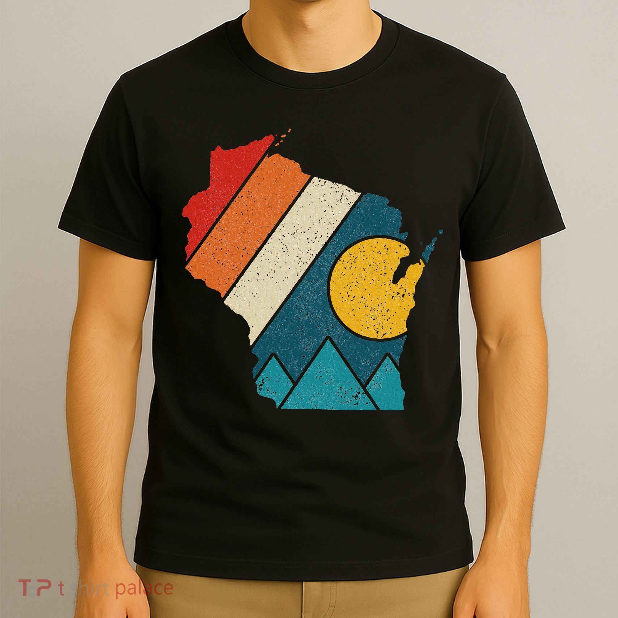 Wisconsin Vintage State Map Mountains Hiking Pride Gift T-Shirt