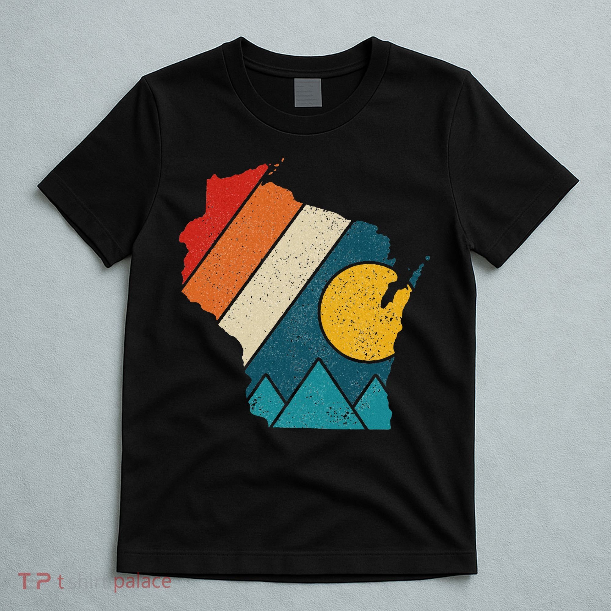Wisconsin Vintage State Map Mountains Hiking Pride Gift T-Shirt