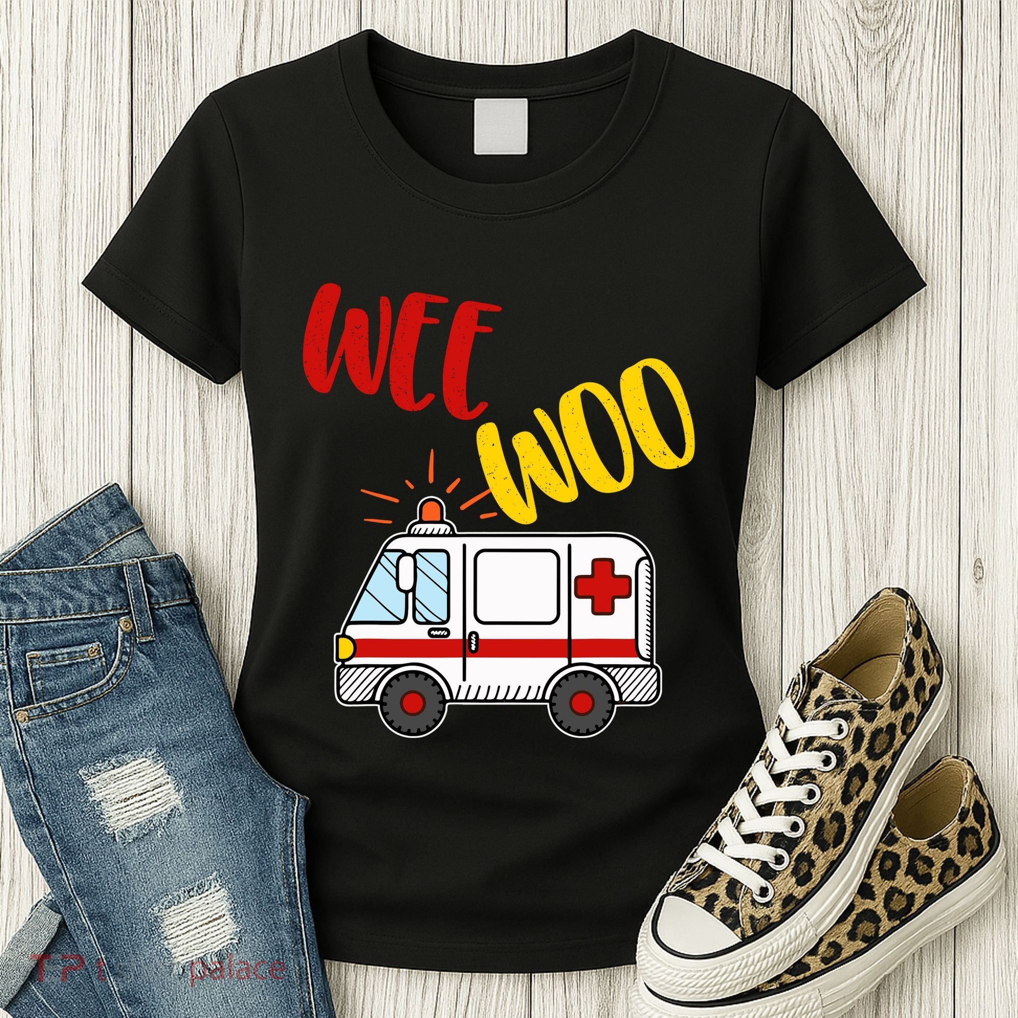 Wee Woo Ambulance Amr Funny Ems Emt Paramedic Gift Women's T-Shirt