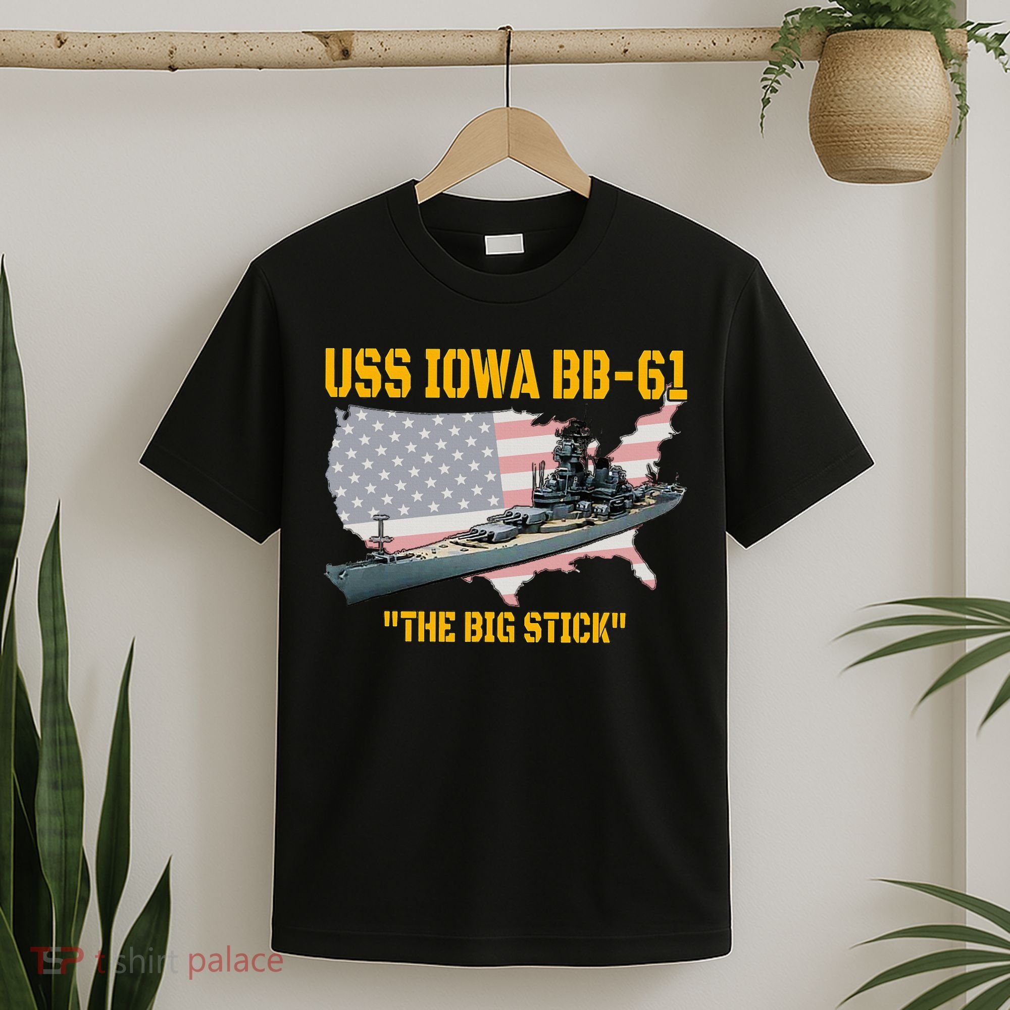 World War II Warship USS Iowa & WW2 BB61 Battleship Veteran T-Shirt