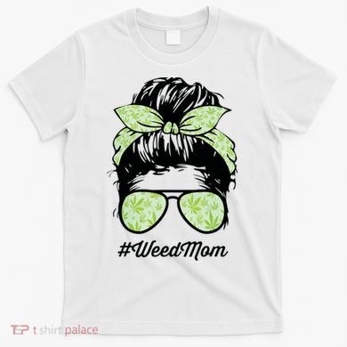Womens Weed Mom Life With Leopard Mom Marijuana Weed Lover T-Shirt