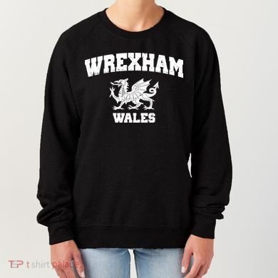 Wrexham Wales Welsh Flag Cymru Women's Sweatshirt