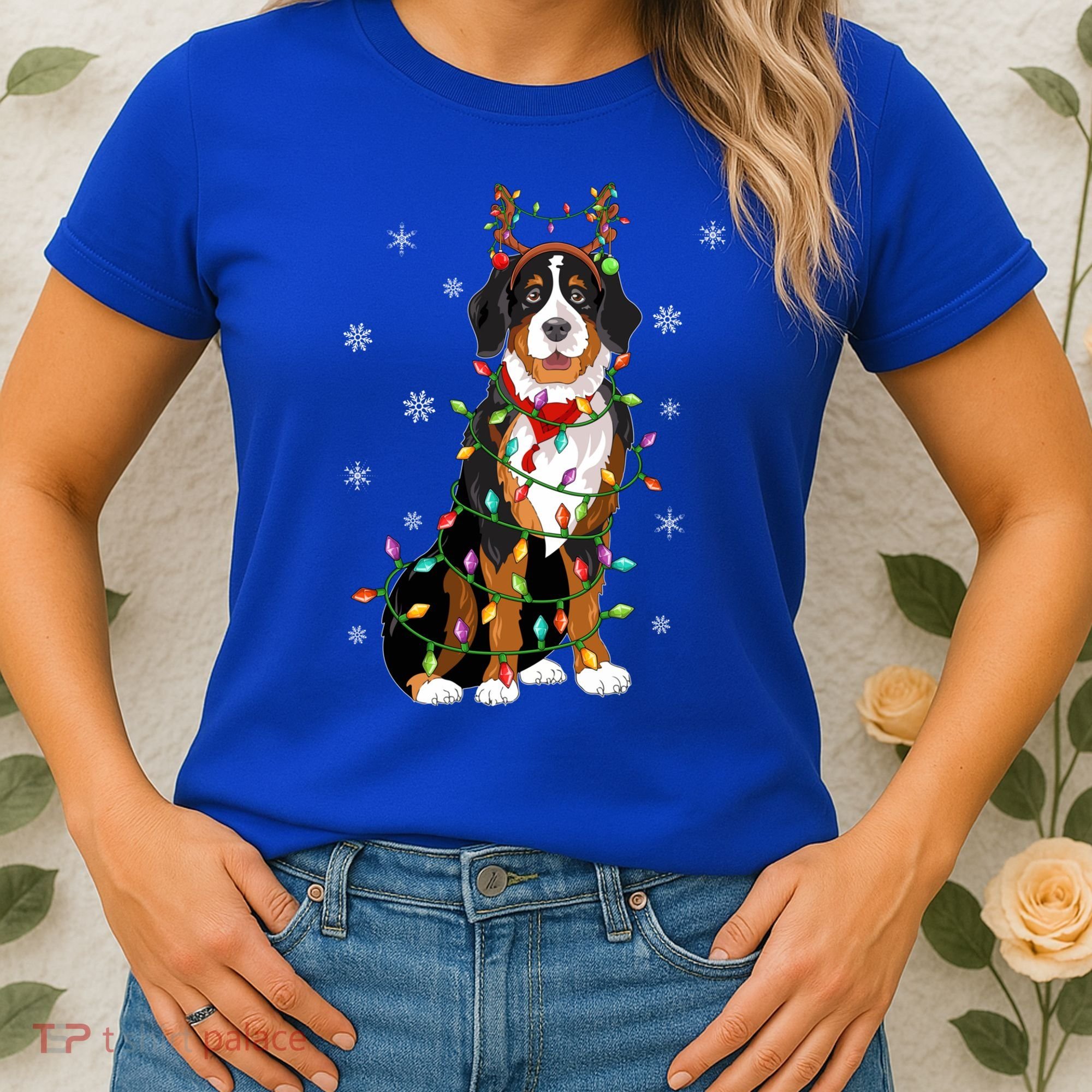 Xmas Lighting Reindeer Hat Bernese Mountain Dog Christmas Gift Women's T-Shirt