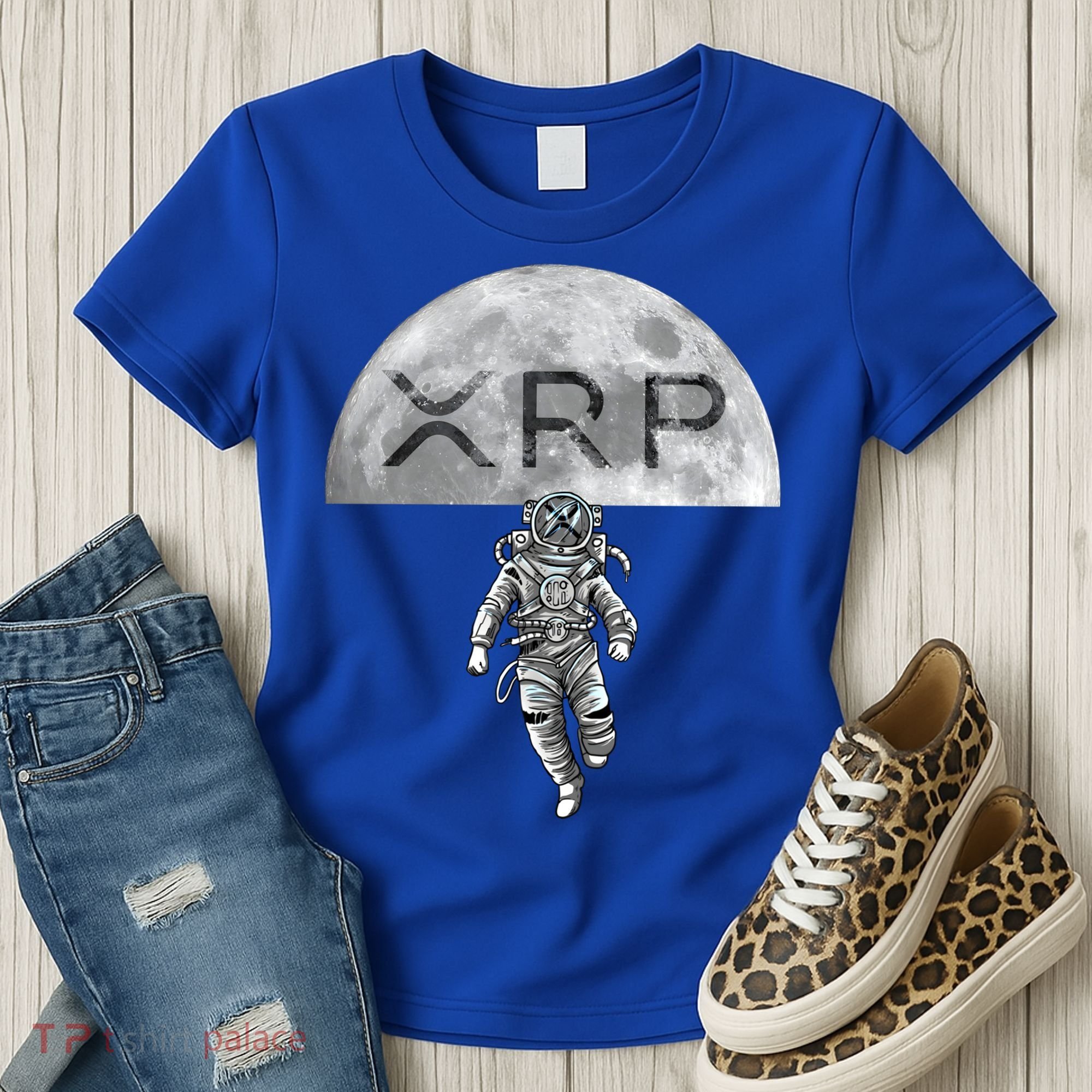 Xrp Moon Astronaut Ripple Cryptocurrency Graphic Cute Gift Women's T-Shirt