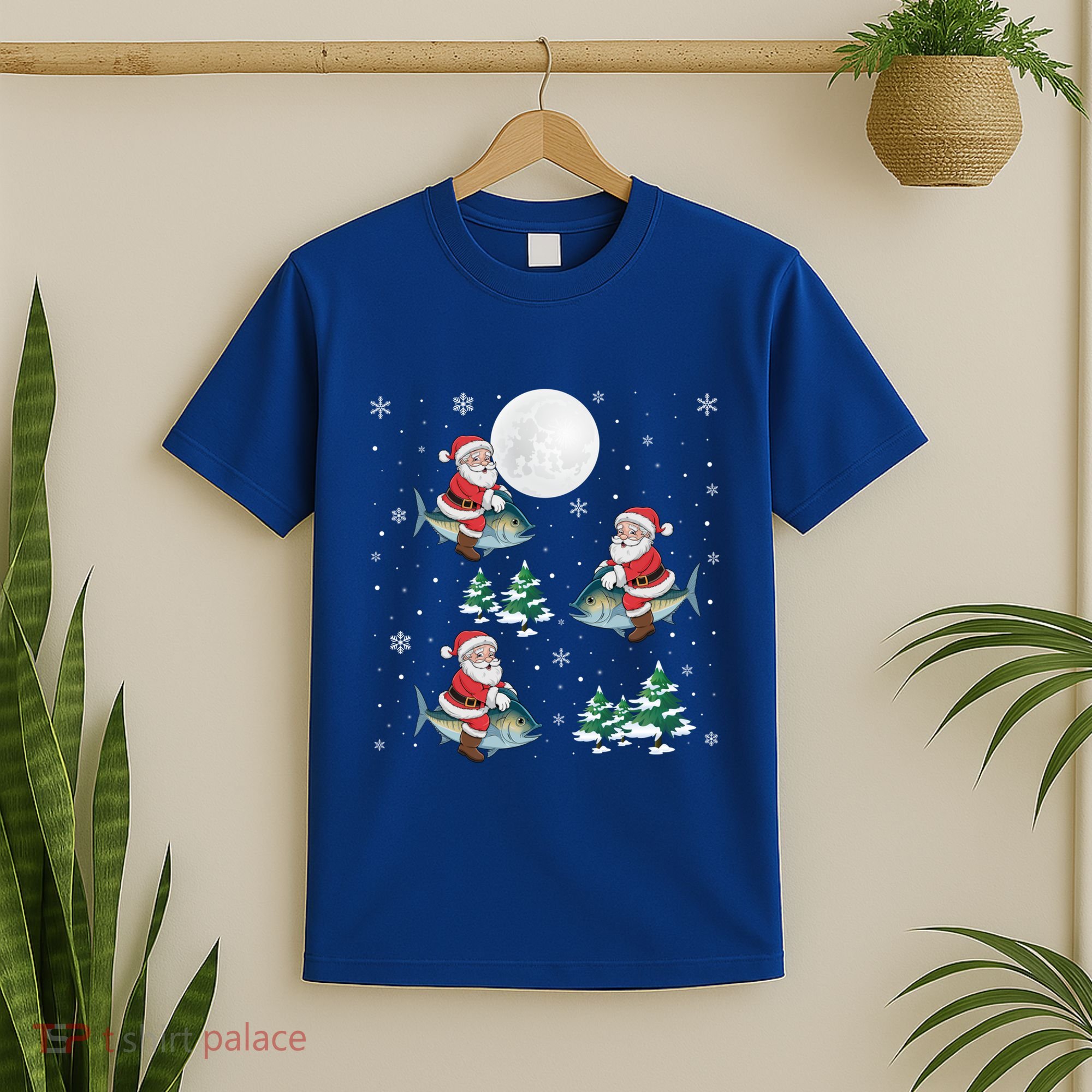 Xmas Tree Santa Riding Mahi Mahi Fish Funny Christmas Great Gift T-Shirt