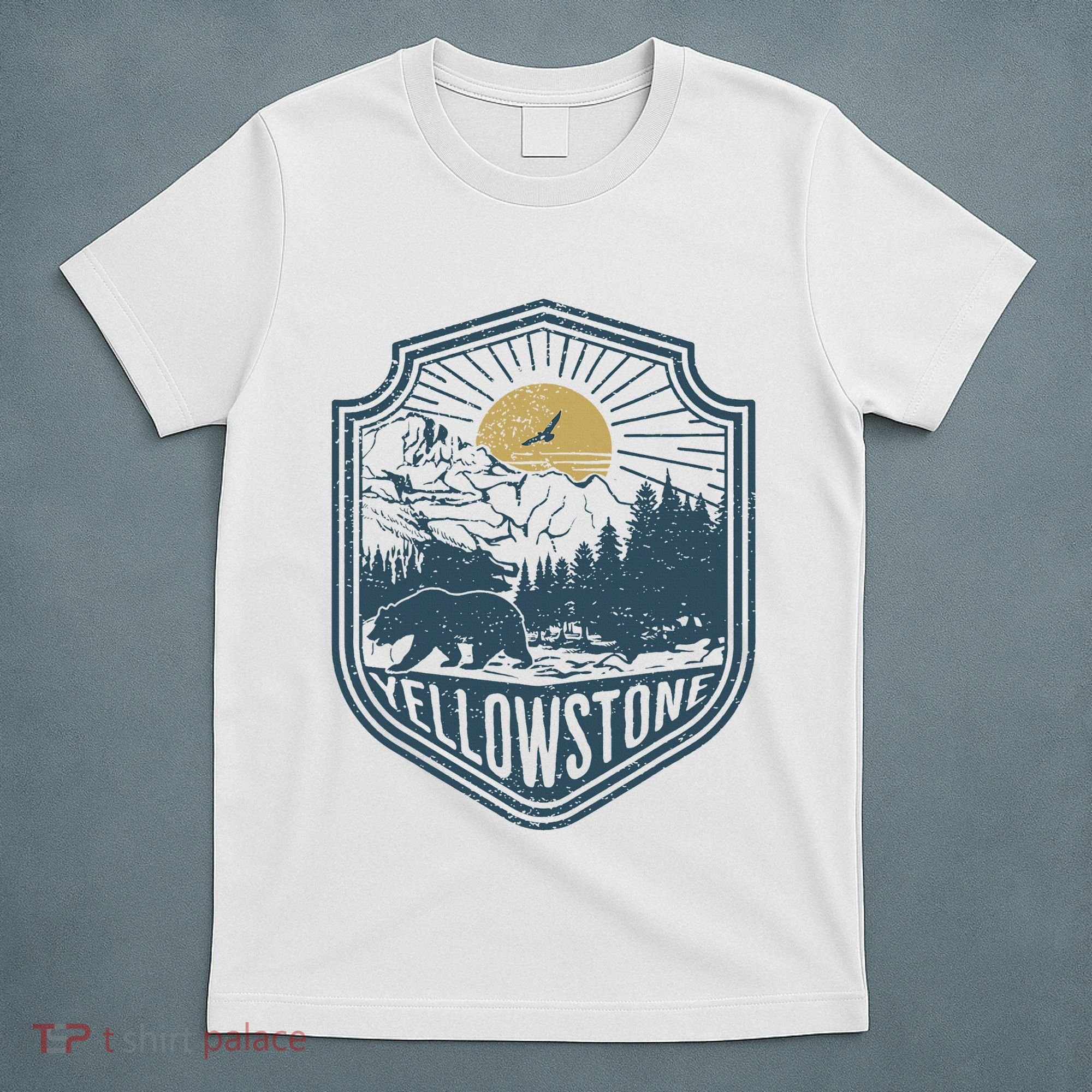 Yellowstone National Park Bear Nature Hiking Outdoors T-Shirt