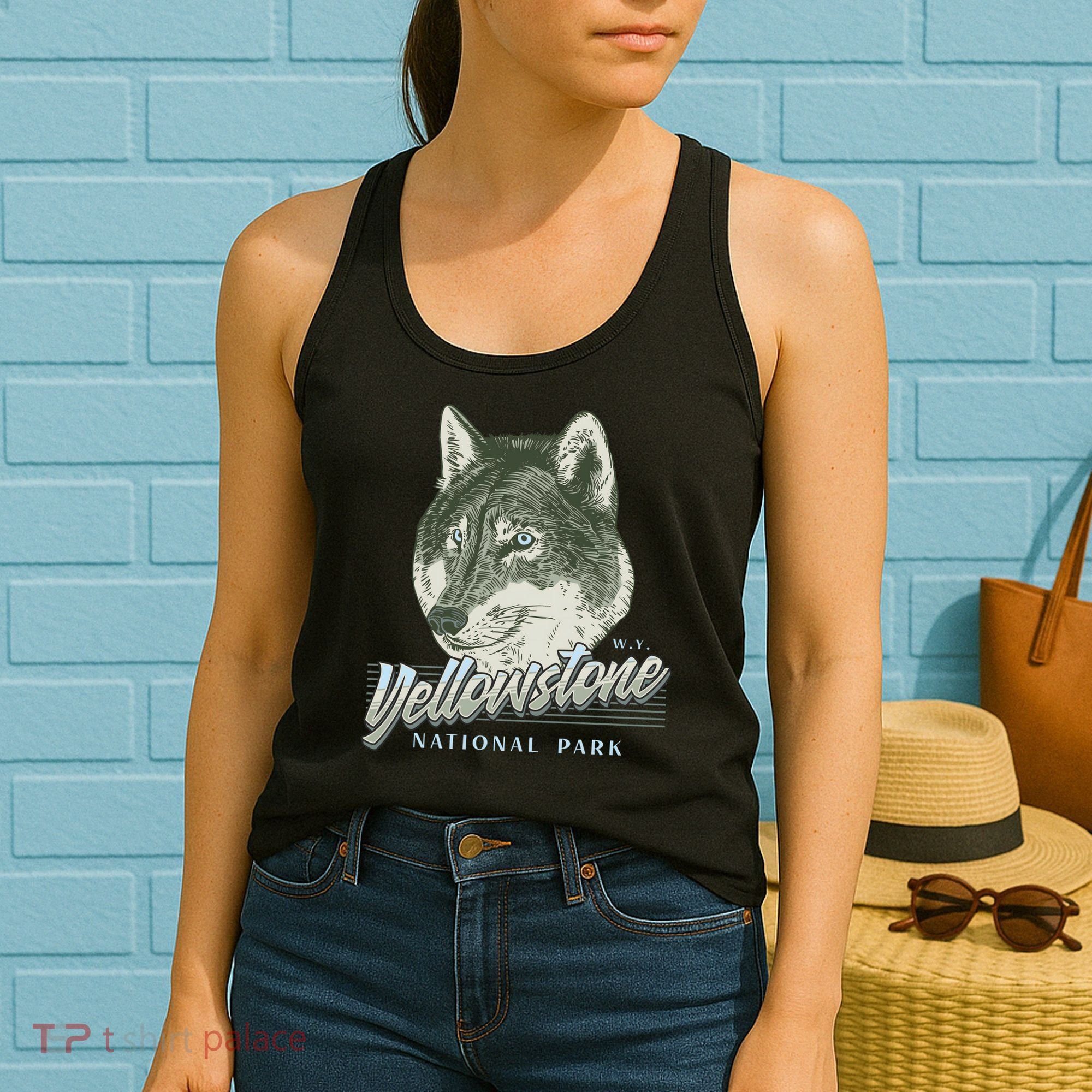 Yellowstone National Park Wolf Logo Women's Tank Top