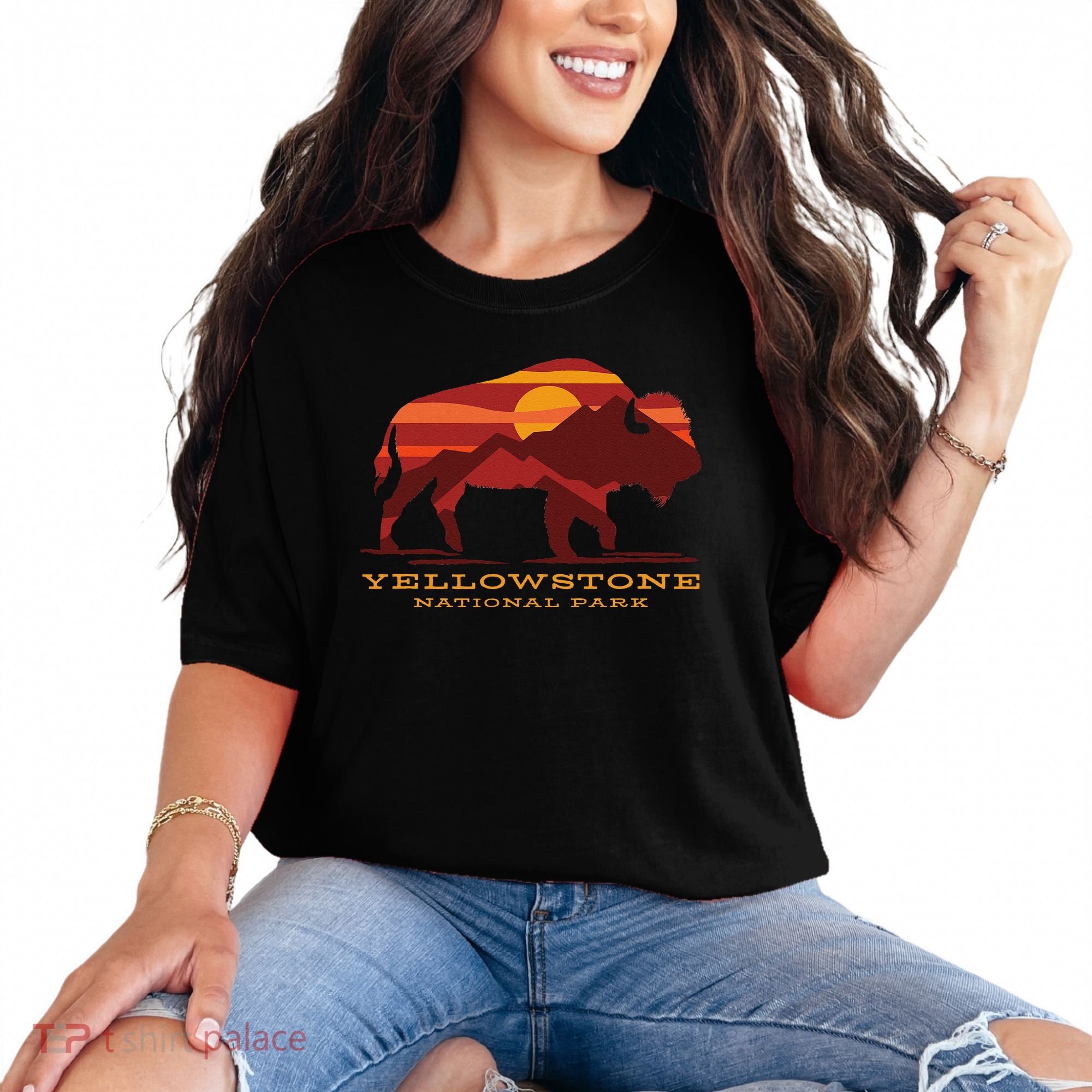 Yellowstone National Park Wyoming Buffalo Bison Sunset Comfort Colors T-Shirt