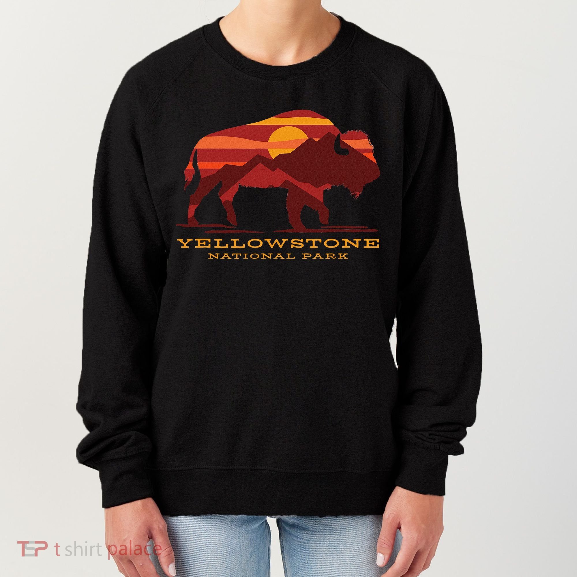 Yellowstone National Park Wyoming Buffalo Bison Sunset Women's Sweatshirt
