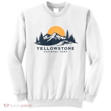 Yellowstone National Park Mountain Sunset Landscape Sweatshirt