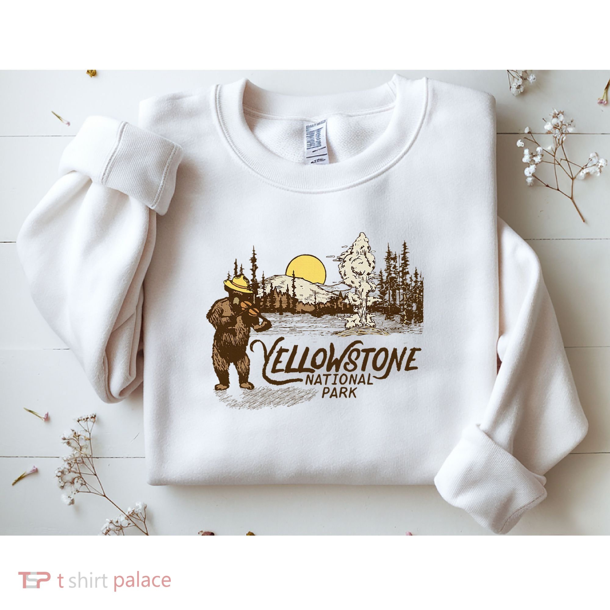 Yellowstone National Park Bear & Fiddle Old Faithful Sweatshirt