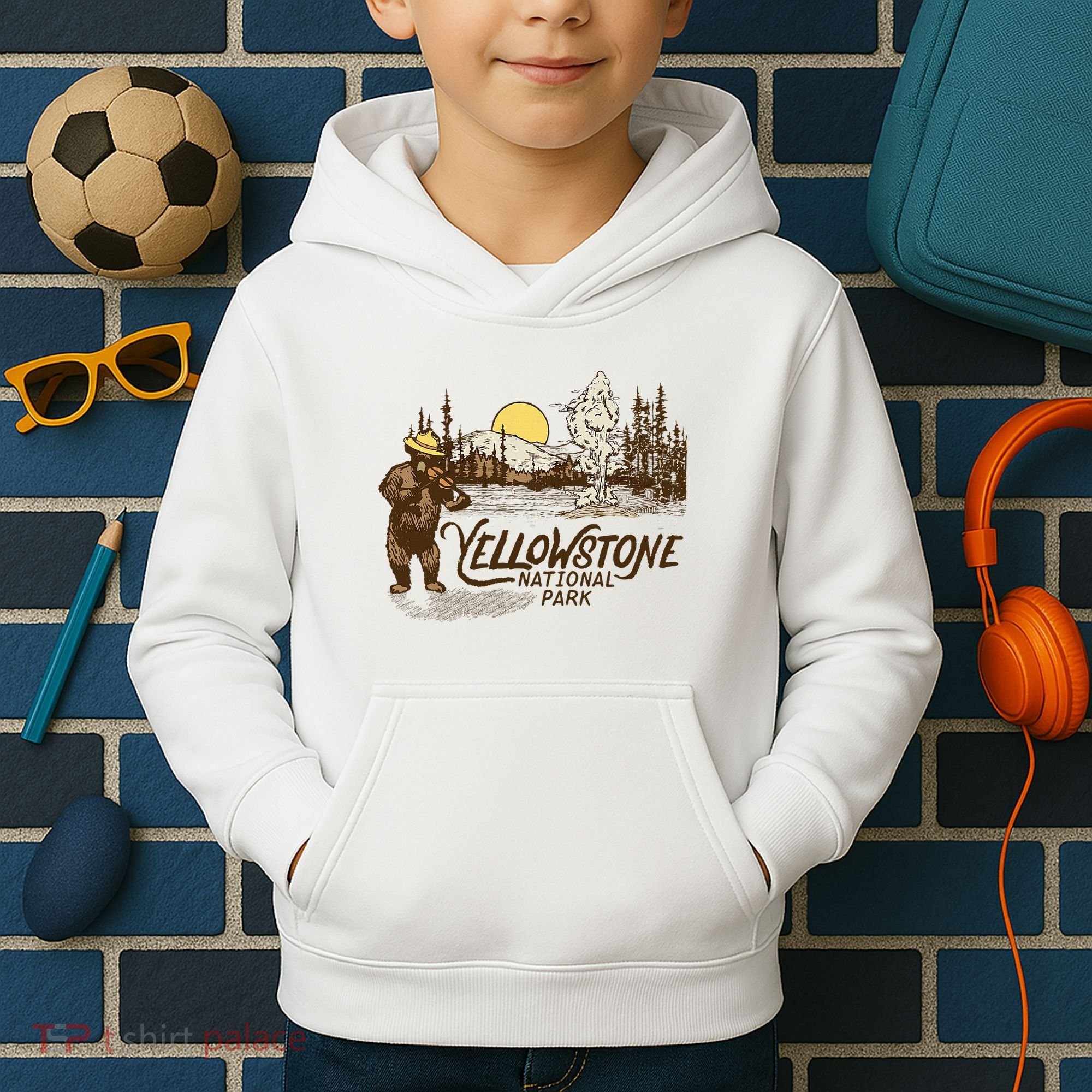 Yellowstone National Park Bear & Fiddle Old Faithful Kids Hoodie