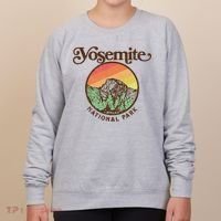 Yosemite National Park Retro 60s Half Dome Graphic Great Gift Women's Sweatshirt thumb 0
