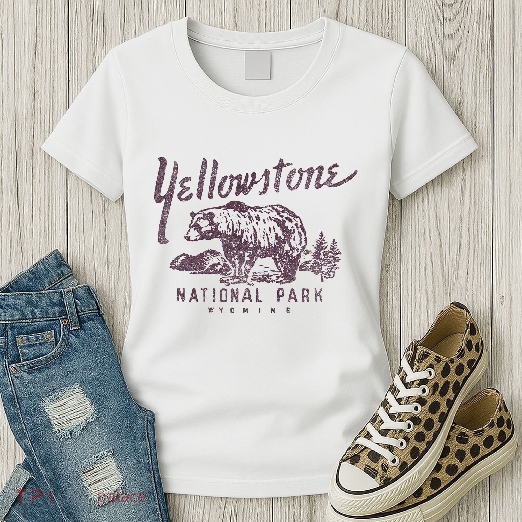Yellowstone National Park Bear Graphic Women's T-Shirt