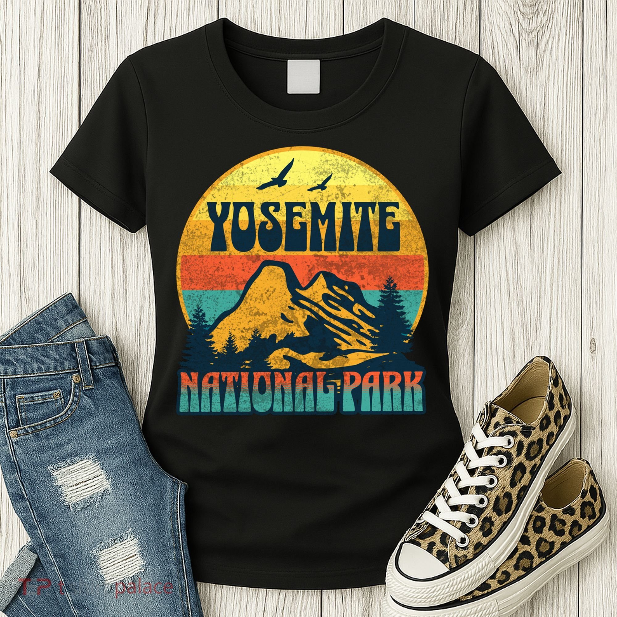 Yosemite Park California Nature Hiking Outdoors Gift Women's T-Shirt