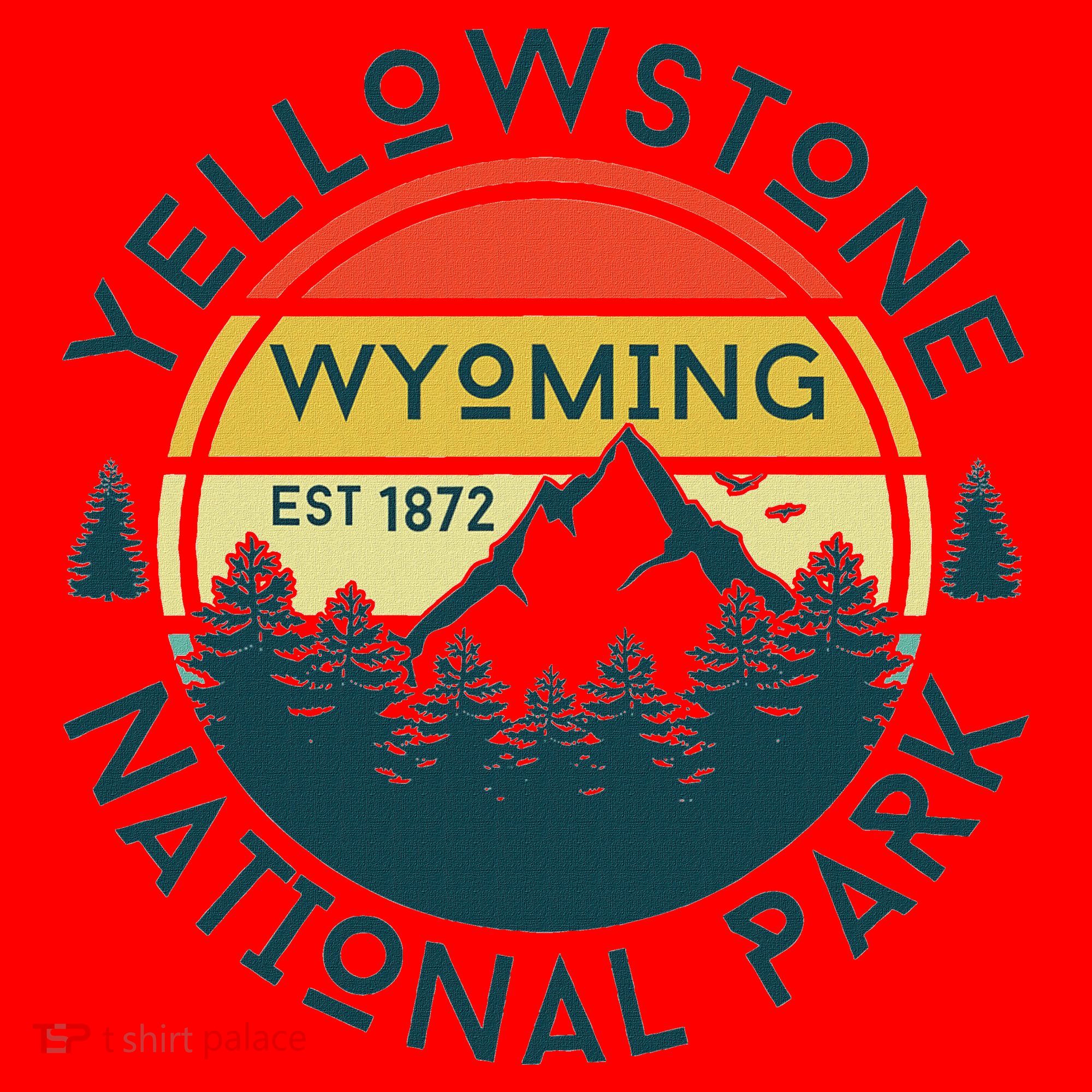 Yellowstone Wyoming Nature Hiking Outdoors Travel Santa Hat