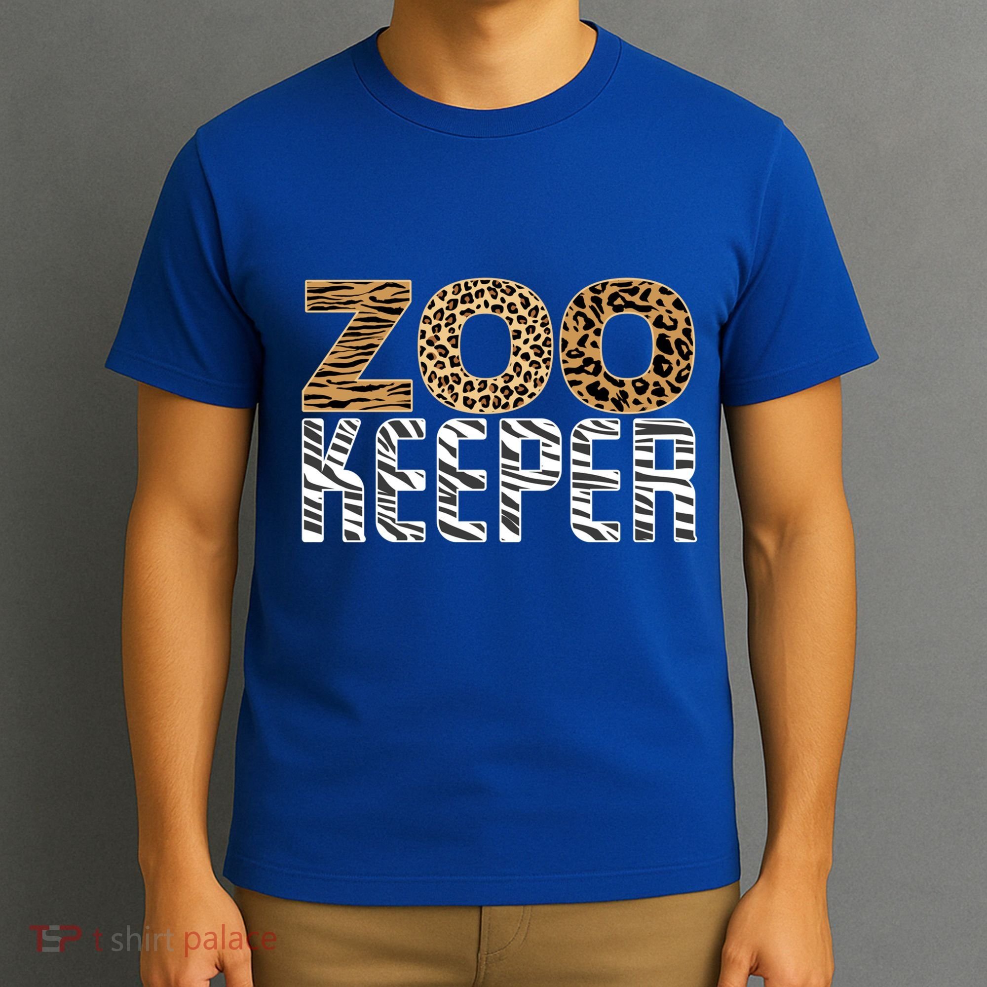 Zookeeper Costume Halloween Wildlife Zoo Keeper Gift T-Shirt