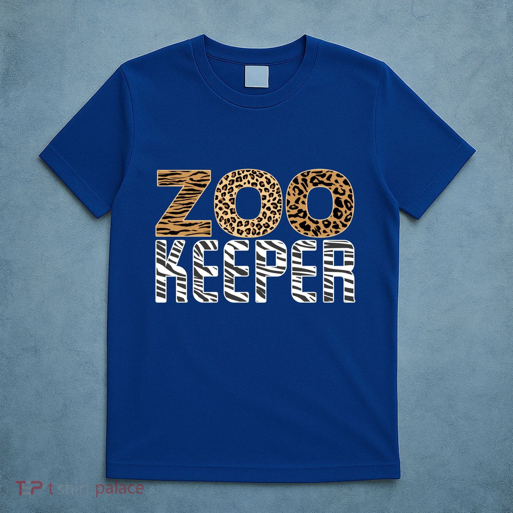 Zookeeper Costume Halloween Wildlife Zoo Keeper Gift T-Shirt