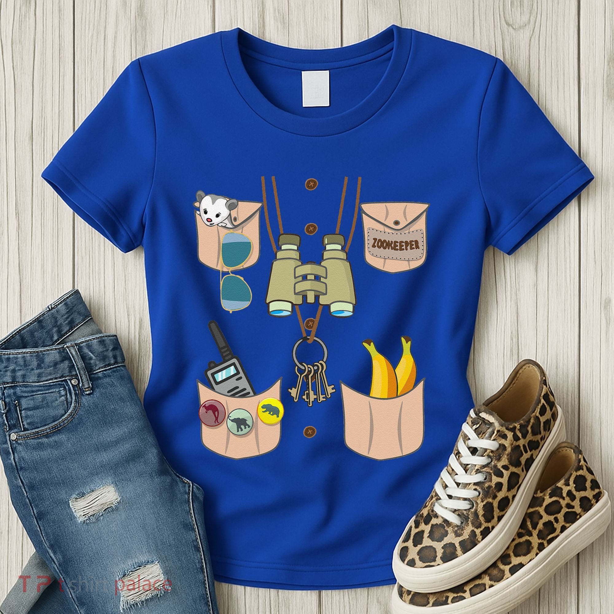 Zoo Keeper Costume Funny Halloween Zookeeper Women's T-Shirt