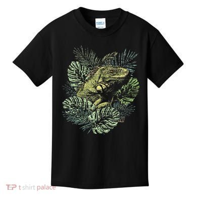 Zoo Keeper Lizard Lover Gift Iguana Kids T-Shirt