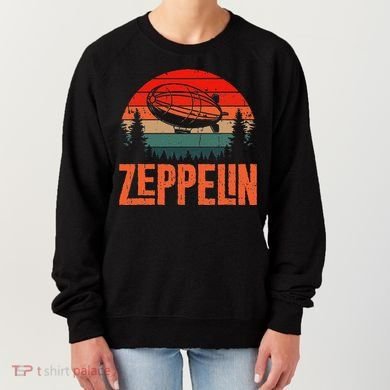 Zeppelin Retro Vintage Sunset 70s 80s Dirigible Airship Women's Sweatshirt
