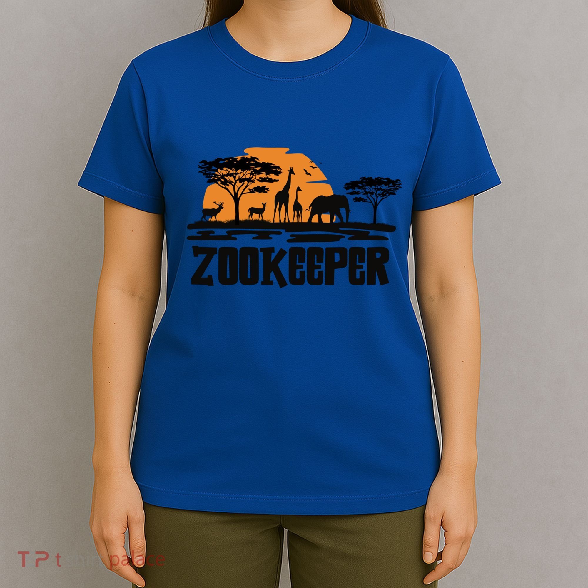 Zoo Safari Wildlife Trip Crew And Zoo Animal Lover Zookeeper Gift T-Shirt